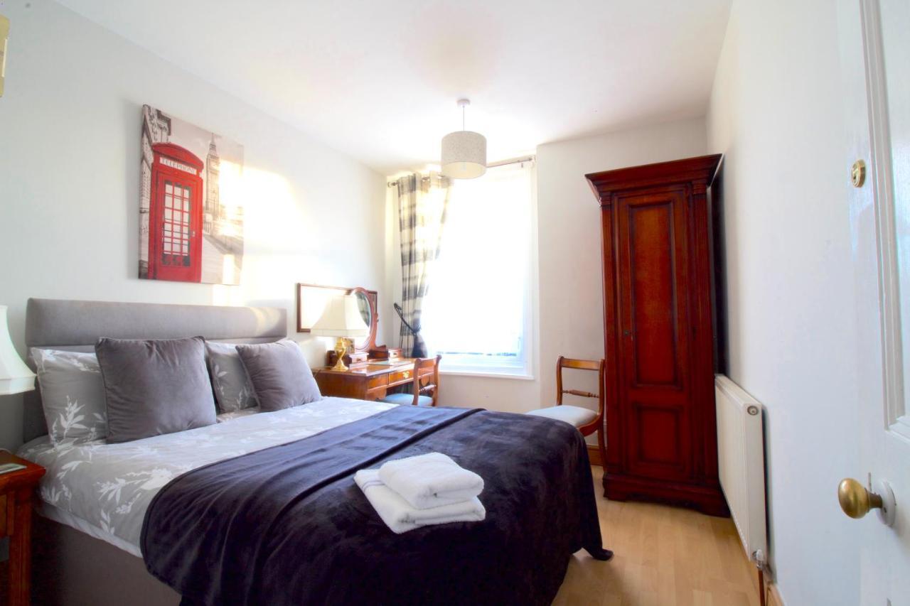 Villa Thirty Barons à Southsea Extérieur photo