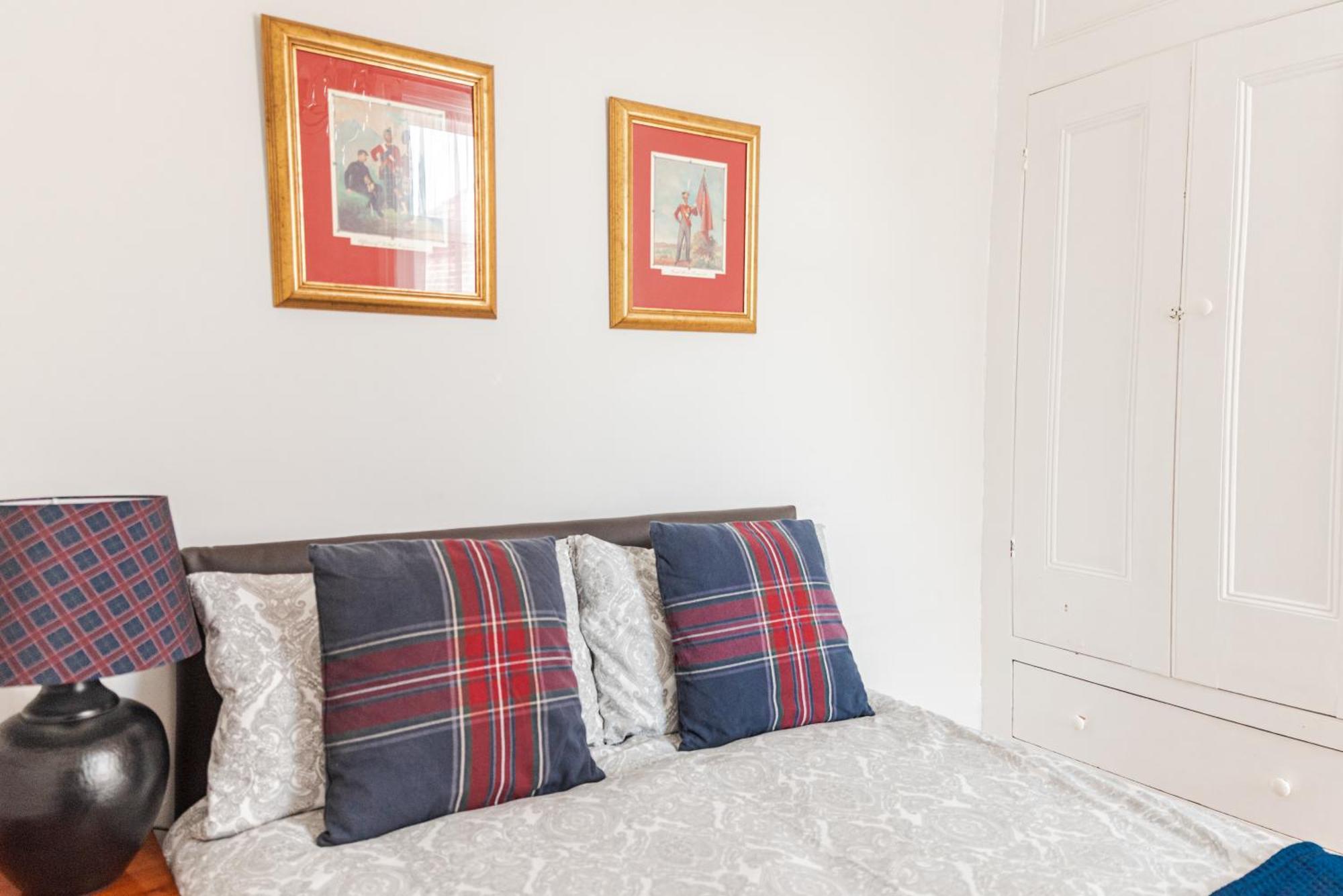 Villa Thirty Barons à Southsea Extérieur photo